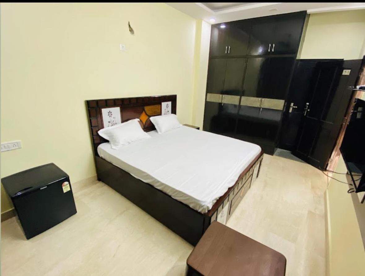 Hotel Golden Bridge Nueva Delhi Exterior foto